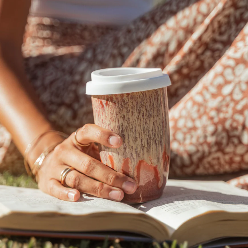 Design & Utility: Plastic vs. Silicone vs. ceramic cup lid: Which One Keeps Your Drink Hotter?