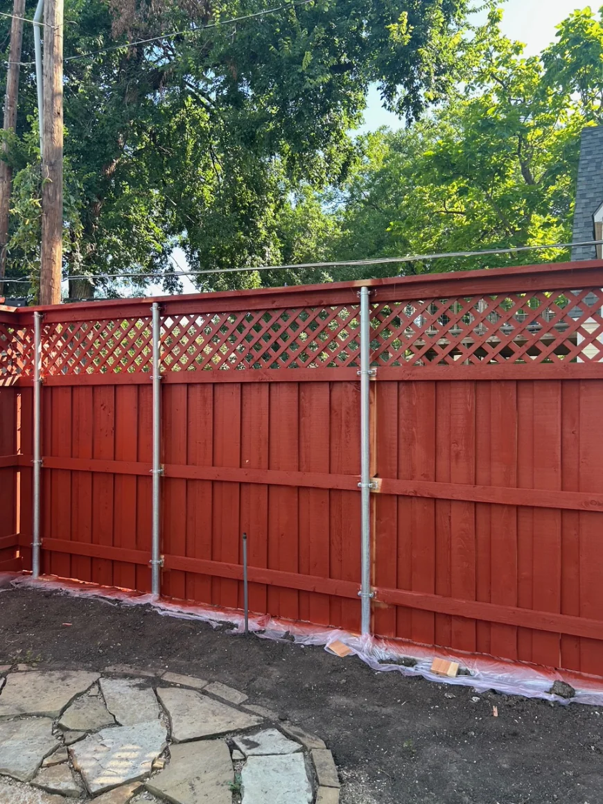 Best And Affordable Wood Fence Contractors in Richardson, Texas