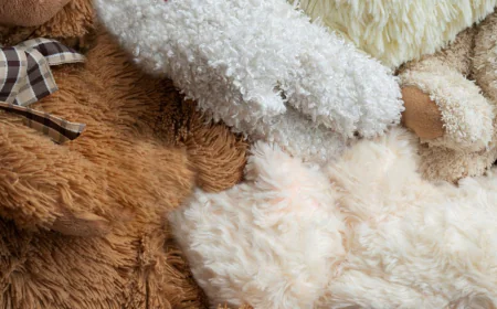 Why Wool Upholstery Fabric Remains a Favorite in British Home Design