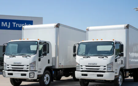 Top Reasons Small Businesses Prefer Used Isuzu Box Trucks