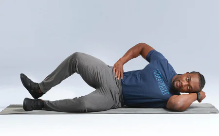 Clamshell Exercise Benefits for Strong and Stable Hips