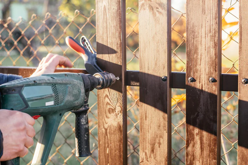 Fencing Contractor in Live Oak, FL: A Complete Informational Guide