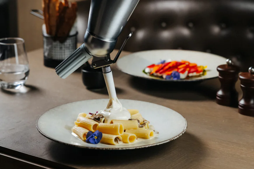 How Ambiance, Service, and Cuisine Shape Restaurant Experiences