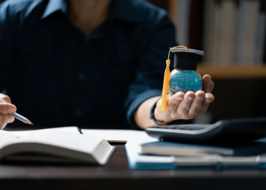 10 Essential Apps Every Study Abroad Student Needs