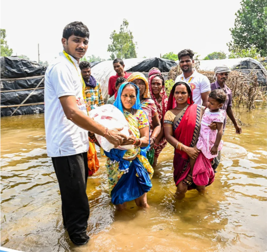 Standing Together in Crisis to Support People and Animals in India