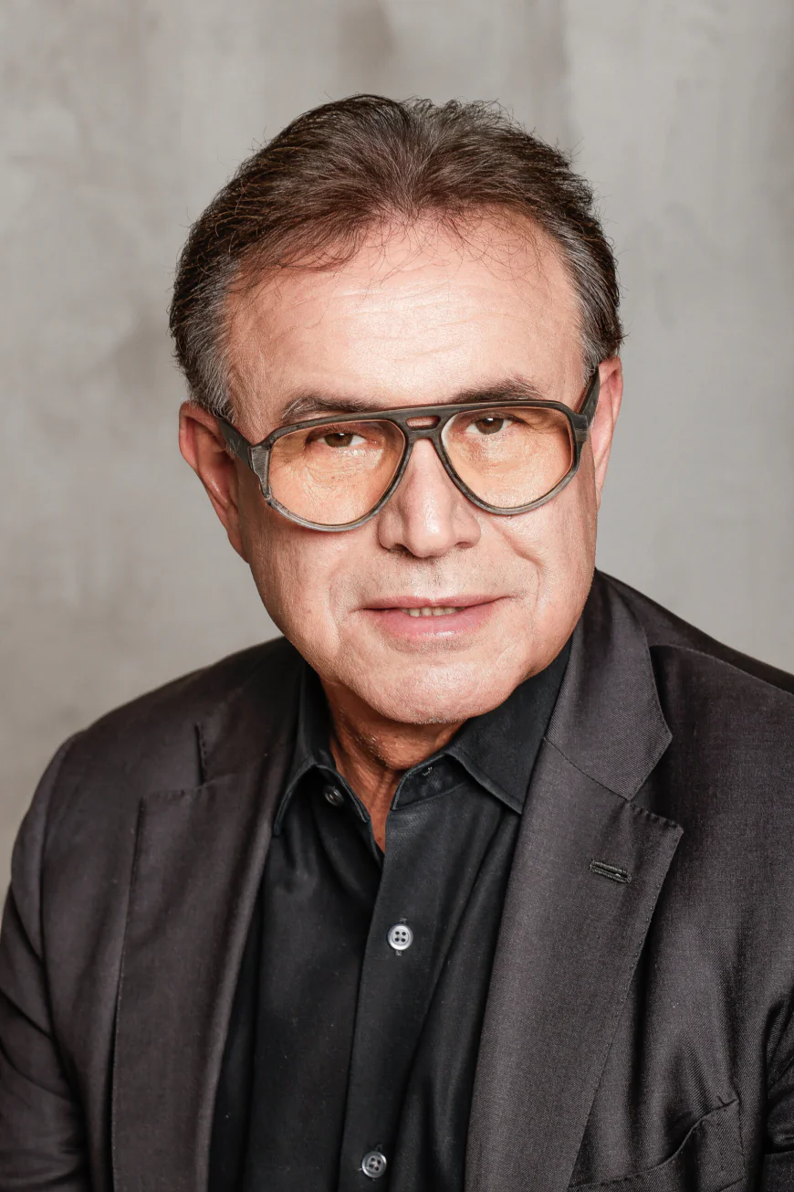 Nouriel Roubini: A Global Economist Shaping the Future of Macroeconomic Strategy