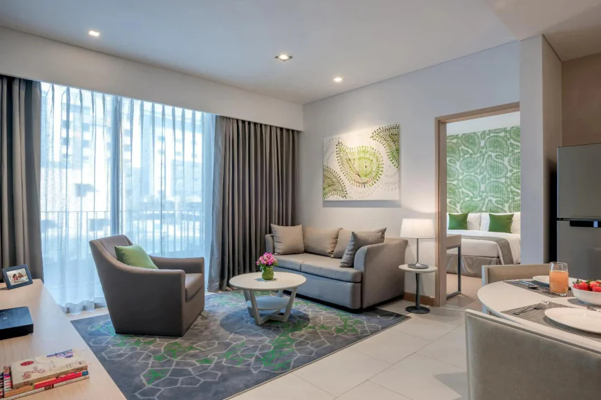 Cost Comparison: Monthly Rental Serviced Apartments vs Hotels in Chennai