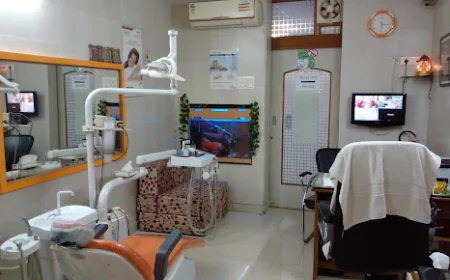 Smile with Confidence: How to Choose the Best Dental Clinic Near Me