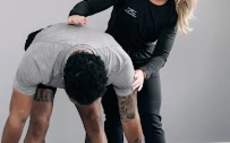 Long-term benefits of choosing the right Chiropractors In Fishers Indiana