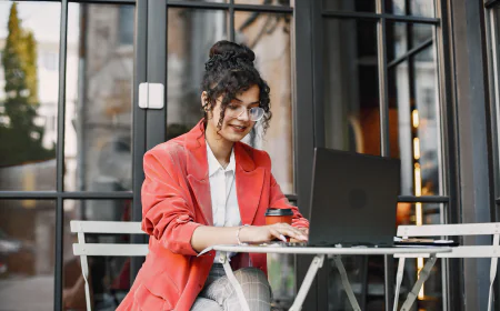 How Freelance Web Developers Help Businesses Build and Scale Their Online Presence