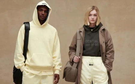 Essentials Hoodie The Secret Weapon Behind Effortless Urban Fashion