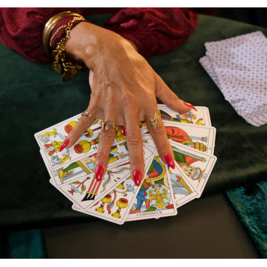 Intuitive Tarot Reader South London - Answers When You Need Them Most