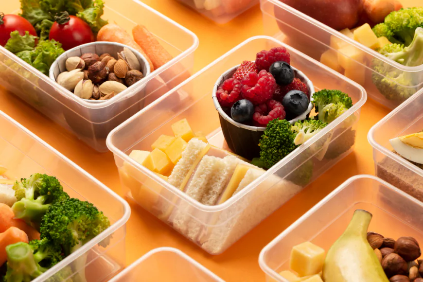 Why Food Startups Should Partner with a Plastic Food Container Supplier Philippines
