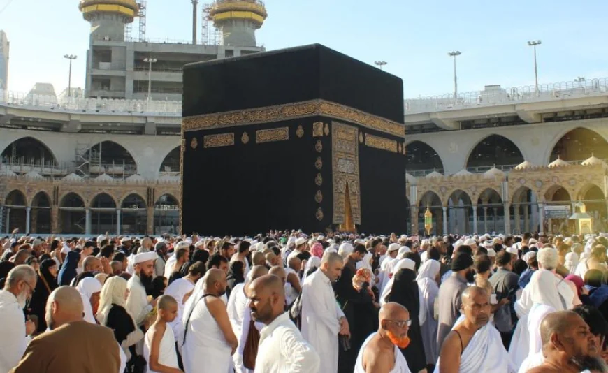 Last Ashra Umrah Packages: Worth the Cost?