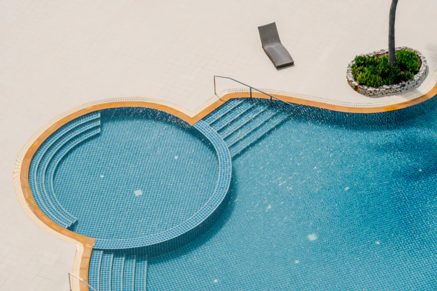 Weekly vs. Monthly: Best Palm Coast Pool Service Plans Explained