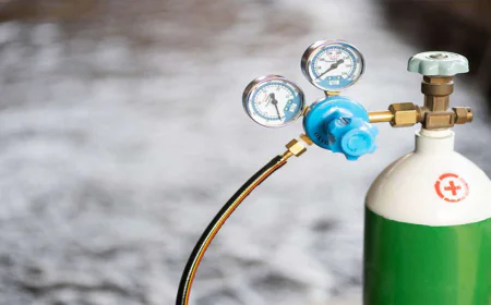 Affordable Oxygen Cylinder on Rent in Delhi for Safe and Reliable Home Care