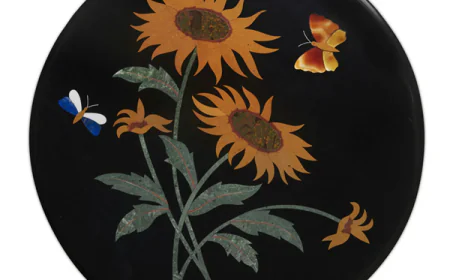 The Art of Layering Furniture and Decor for a Balanced Room