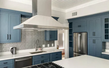 How Does A Kitchen Hood 24-Inches Support Clean Cooking Air?