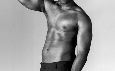 The Architecture of First Impressions: Rethinking the Modern Model Portfolio