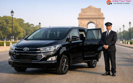 The Comprehensive Guide to Booking a Premium Innova Taxi in Delhi for Modern Travelers