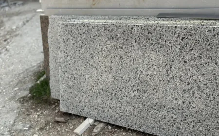 What color granite is most expensive?