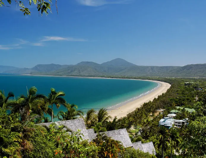 Why Choose a Private Port Douglas to Cairns Airport Transfer?