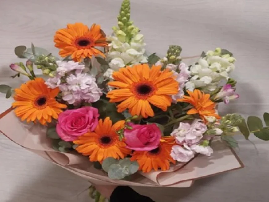 A Heartfelt Way to Celebrate Mother’s Day with Elegant Blooms