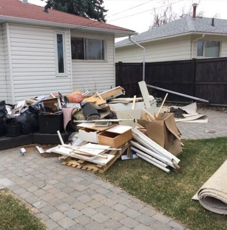 How Rubbish Removal Services Keep Melbourne Clean and Safe