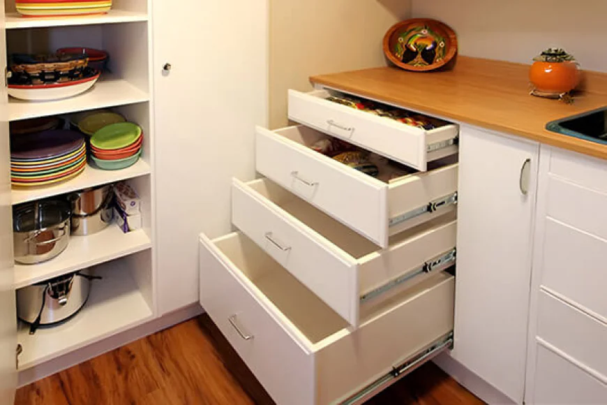 Can Laundry Room Storage Cabinets Reduce Clutter Without Sacrificing Style?