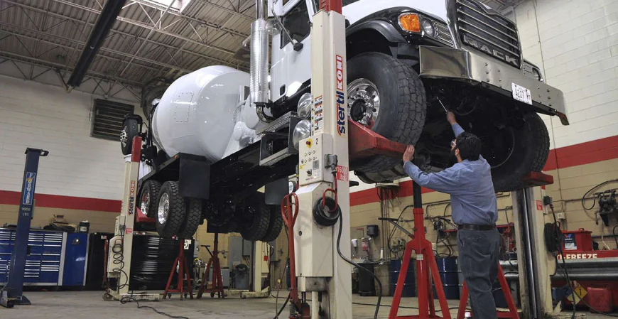 Boost Fleet Efficiency with K&M Truck Trailer Repair Services