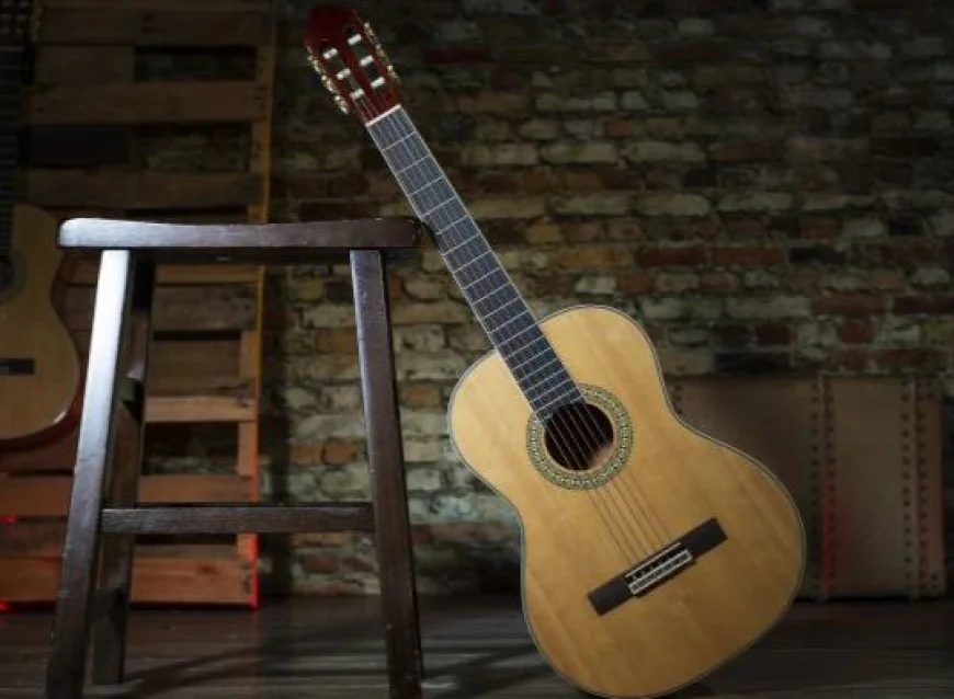 Acoustic Electric Guitars Buying Guide for Beginners