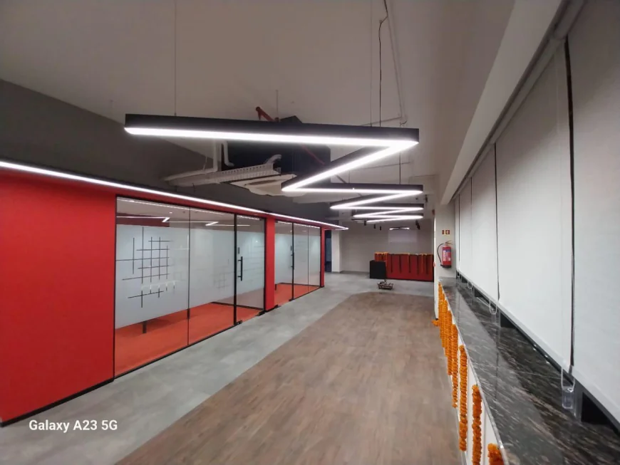 How to Use Lighting to Transform Office Interiors