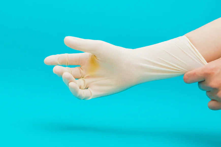 Choosing the Right Protective Gloves for Medical and Daily Hygiene