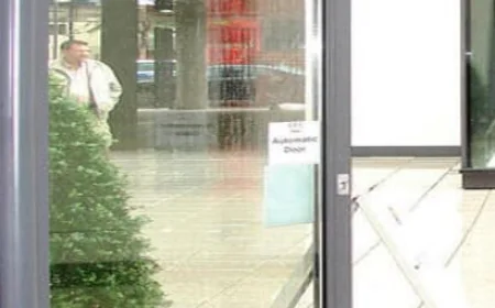 Automatic Frameless Glass Swing Doors Southampton – Modern Elegance Meets Smart Functionality