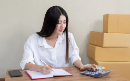 How to Control Your Spending to Keep Your Finances Healthy