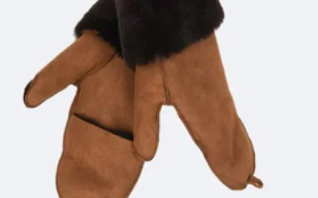 Do Sheepskin Gloves Stretch or Fit Tightly Over Time?