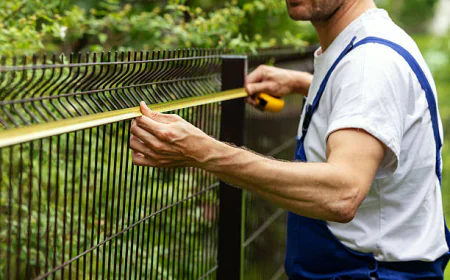 Lethbridge Fence Builders Create Strong Yards That Last