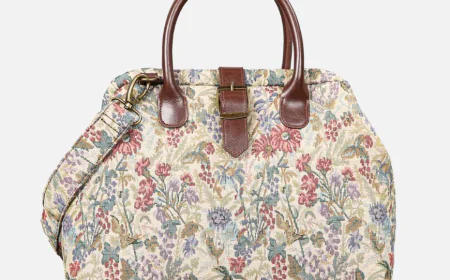 Mint Carpet Bags: A Fresh Take on Everyday Elegance