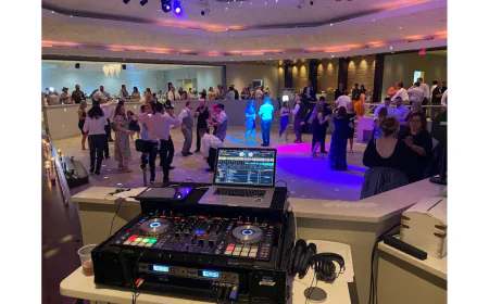 How Do Experienced DJs for Gay Weddings in Chicago Ensure a Respectful and Joyful Atmosphere?