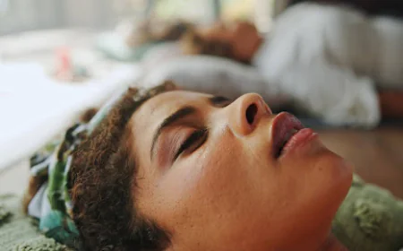 How Somatic Yoga Sessions Help Reduce Stress Naturally