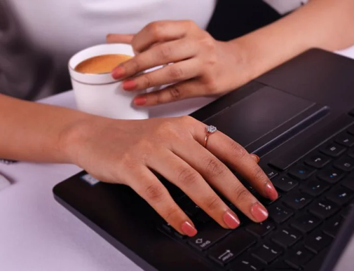 Powerful Diamond Jewelry Essentials That Instantly Elevate Your Work Look