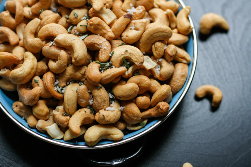 How Cashews Can Improve Heart Health: The Unsung Hero of Nuts