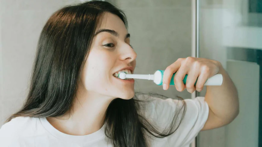 Teeth Cleaning Dubai: How to Maintain a Bright Smile