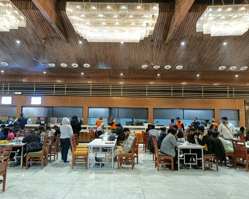 Best Restaurants and Food Stalls on Yamuna Expressway