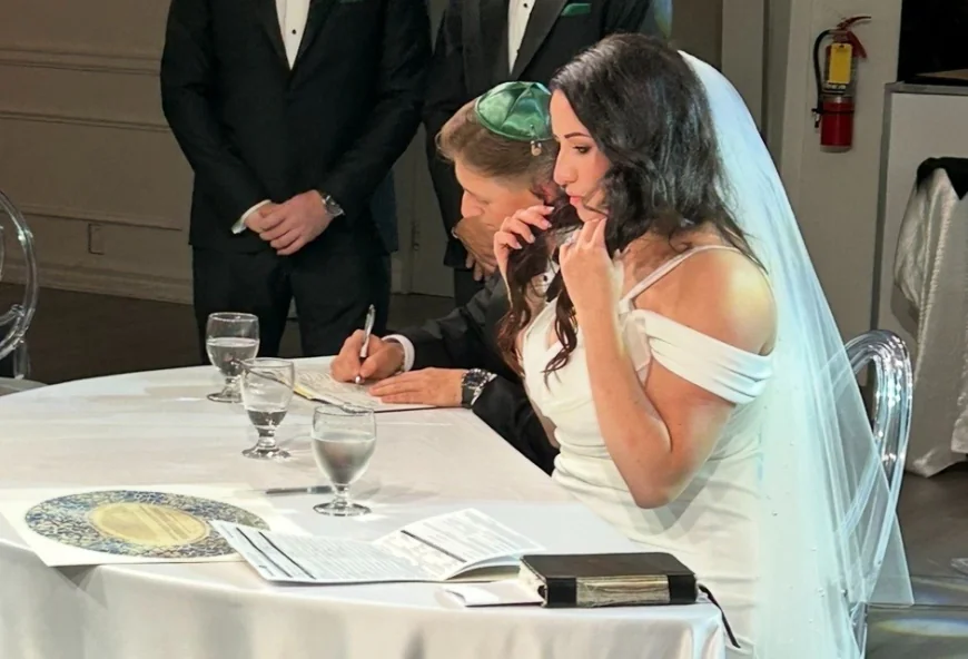 Why Is a Jewish Wedding Officiant the Heart of Your Ceremony?