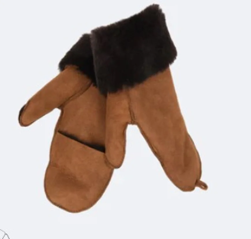 Do Sheepskin Gloves Stretch or Fit Tightly Over Time?