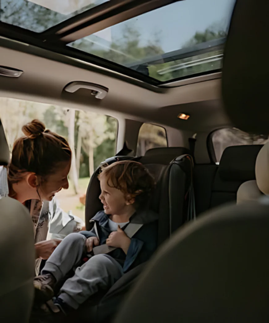 Child Seat and Car Service at LaGuardia Airport- Safe and Smooth Travel.