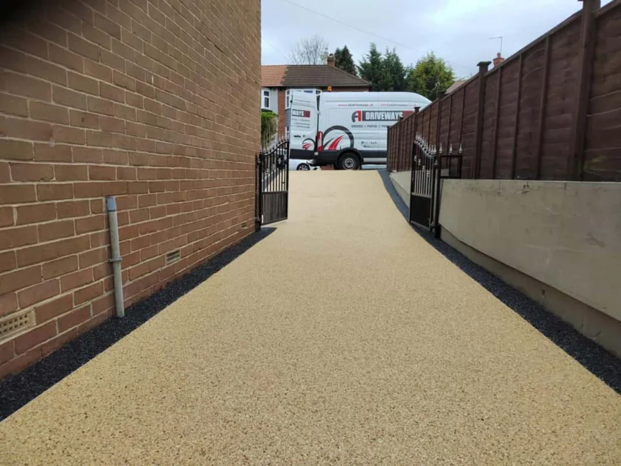 The Ultimate Guide to House Extensions in Bradford & Tarmac Driveways
