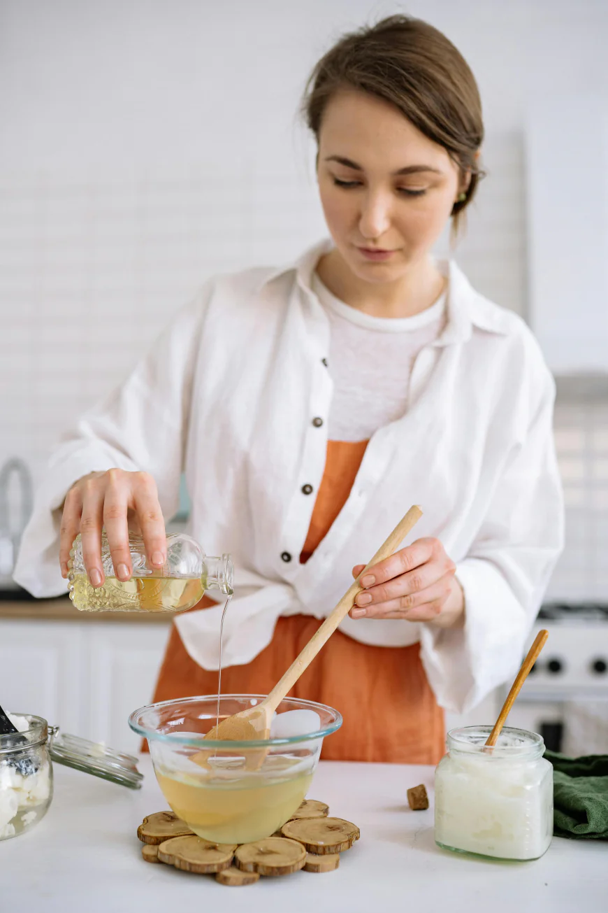 Melt and Pour Soap Base with Fragrance Oils: Complete Guide for Quality Soap Making
