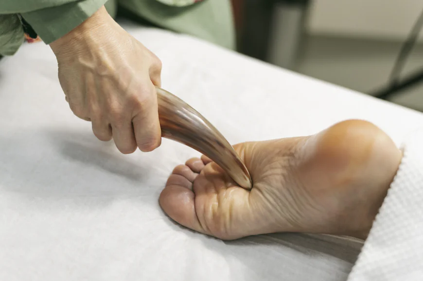Diabetic ulcers on feet treatment: How to Reduce Pain, Swelling, and Slow Healing